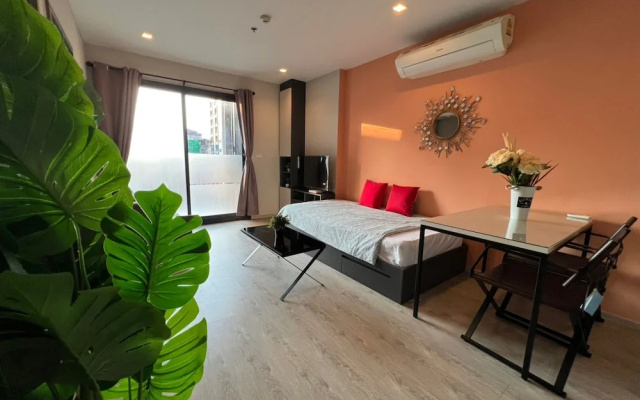 The Base Central Pattaya by Mickey