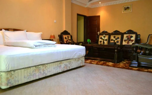 Biraj International Hotel