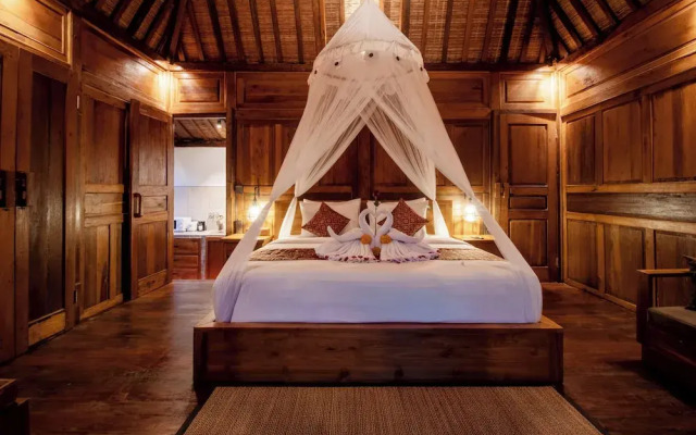 Embun Pagi Wooden Private Villas Ubud