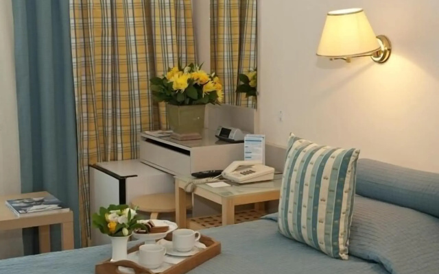 The Park Hotel Piraeus