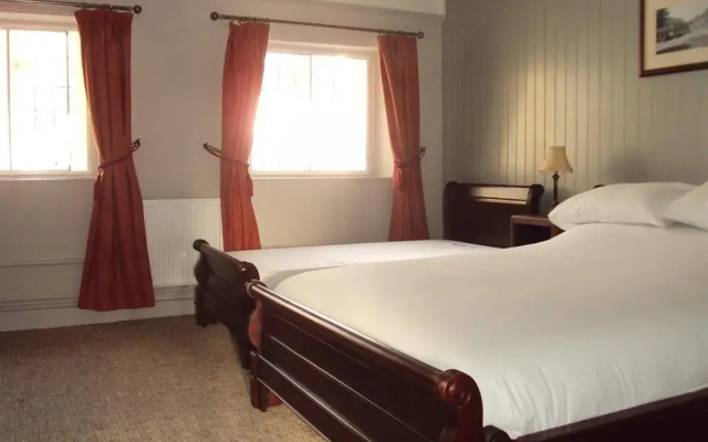 George Inn, Mere