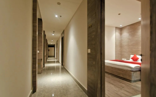 OYO 7899 VIP Premium