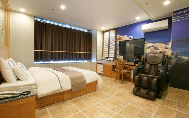 Business Design Hotel LUV