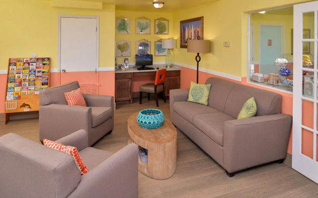 The Island Hotel Near Beach Port Aransas