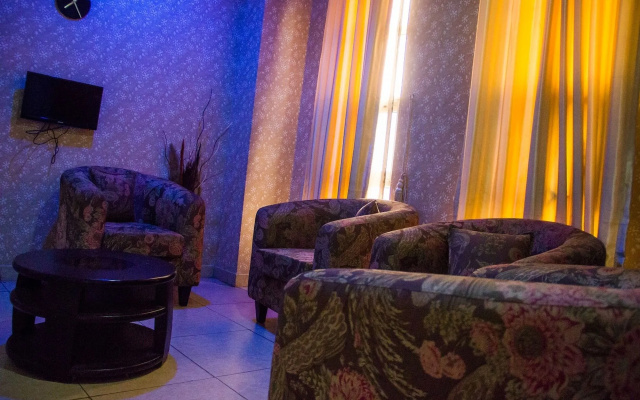 Rita's Events and Suites