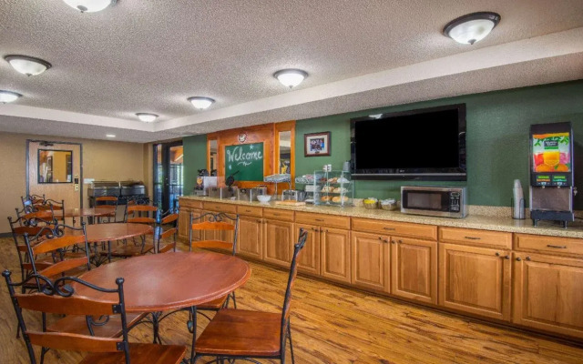 Americinn Lodge & Suites Eagle