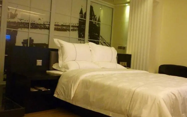 8090 Boutique Hotel Feng Ze Branch