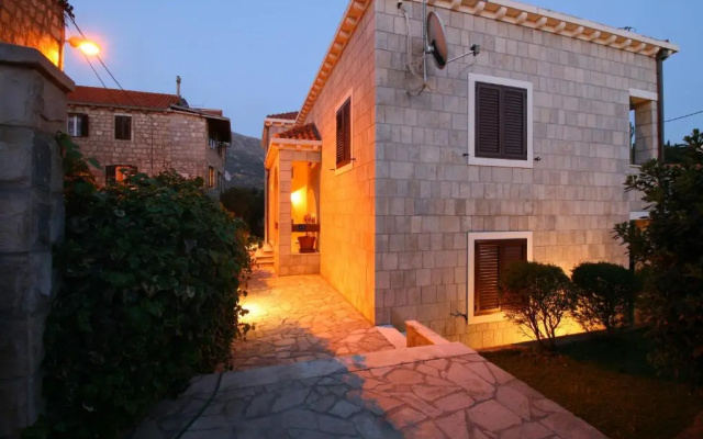 Apartments Kralj Ana