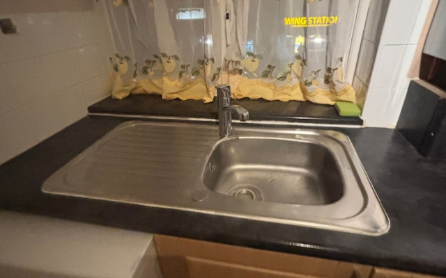 Stylish 1-bed Apartment- Sleeps 3 w/ Central Links