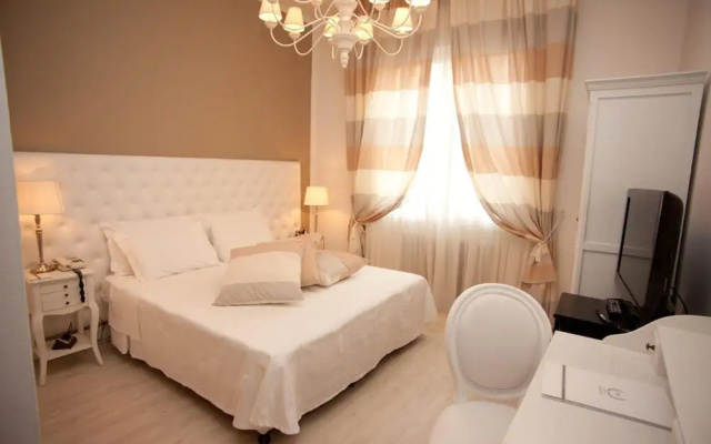 B&B Mini Palace