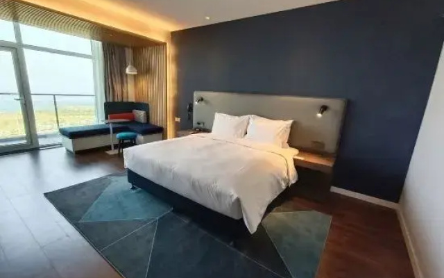 Holiday Inn Qingdao Zhushan Seaview