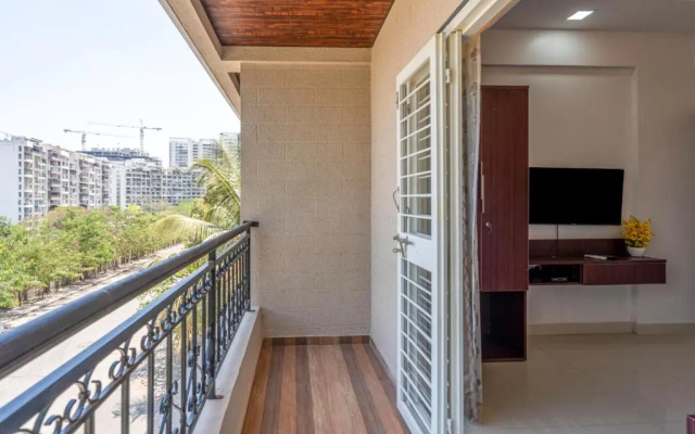 StayBird Divine Suites Business Hotel