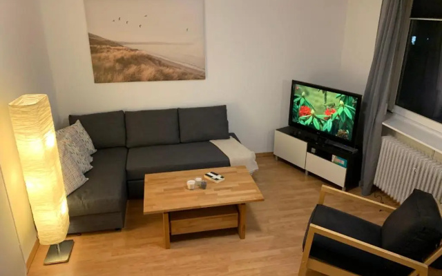 Haus Am Stadtrand Mit Super Verbindung in Die City