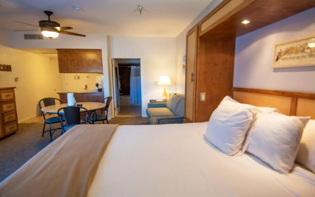 San Luis Bay Inn