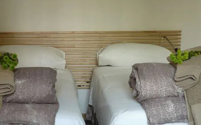 Bed  Breakfast 3B