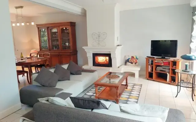 Holiday Home in Brittany Near Penze River
