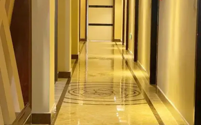 Yueqing Hongqiao Business Hotel