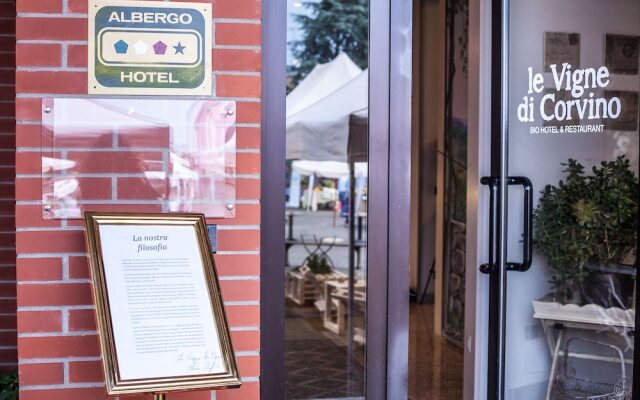 Hotel Le Vigne di Corvino Сан-Мартино-Сиккомарио вид на фасад