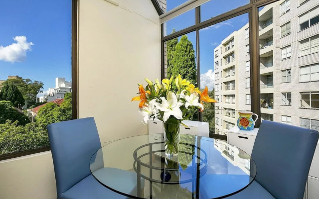 HAMP1 - Bright Apartment in Cremorne