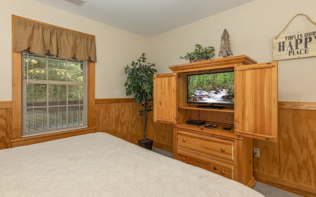 Magnolia Place 5 - Eight Bedroom Chalet