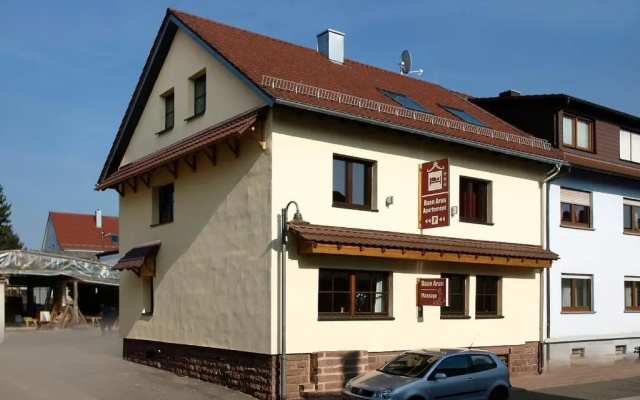 Boardinghouse Remchingen Baan Arun