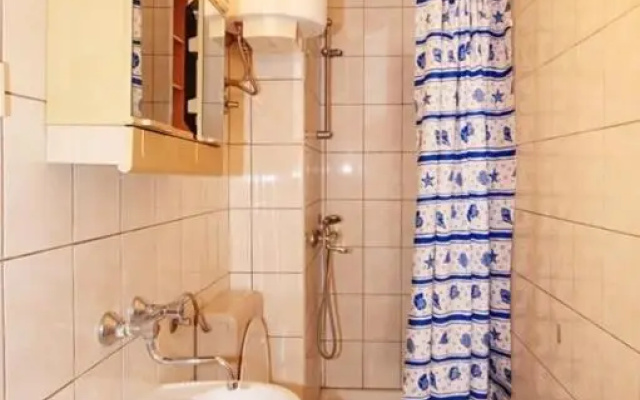Apartments Ivana - free parking and 100m from the beach