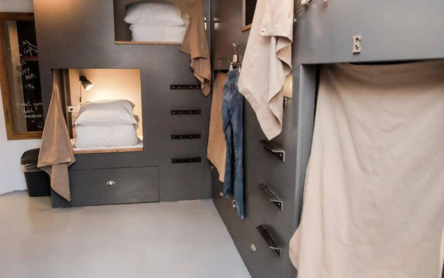 Capsule Hotel Copenhagen - Vesterbro