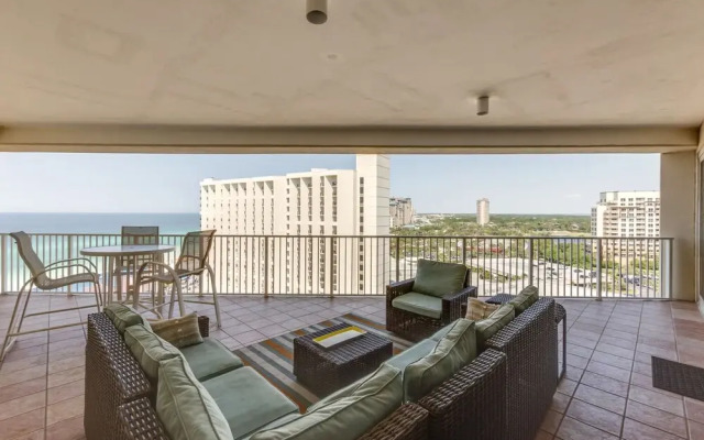 Tides of Tops'l 1008 by Destin Getaways