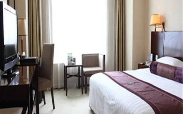 Yilan International Hotel