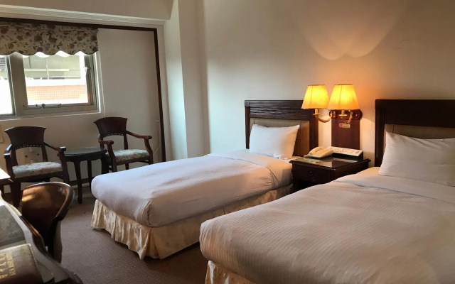 Sunrise Hotel Tainan