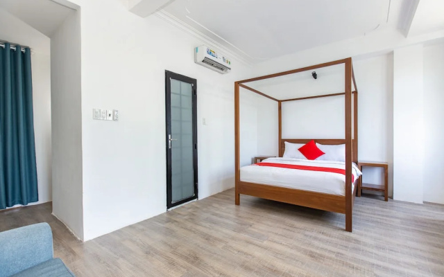 OYO 205 Vivid Boutique Hometel