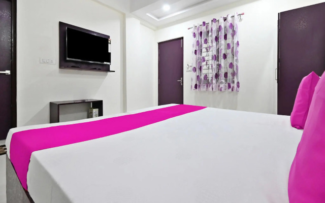 Hotel Raj Inn by OYO Rooms