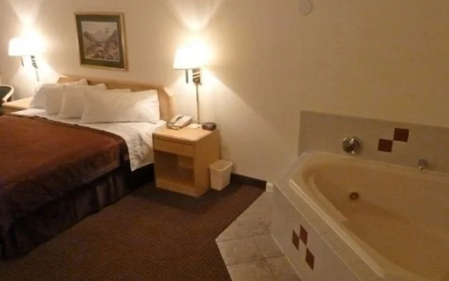 The Inn At Lander