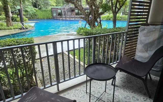 Pool Side Retreat- 1 BED TC-B105