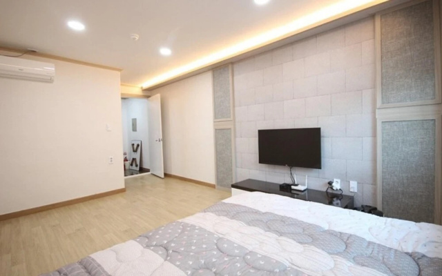 Boryeong The Daecheon Story Pension