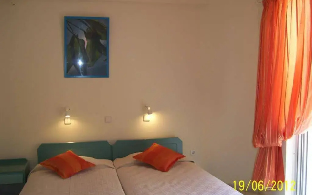 Apelia Hotel