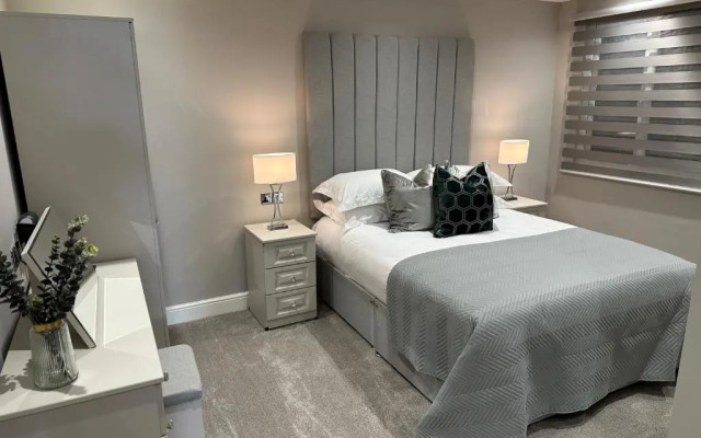 Willshaw Suites for families over 25 only