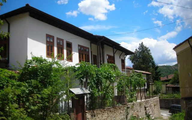 Hostel Mostel