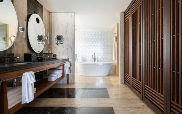 Hyatt Centric Playa del Carmen - Downtown House & Beach House