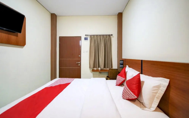 Sean's Residence by OYO Rooms