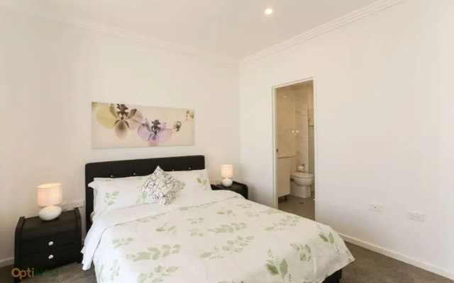 Modern, Spacious Apt@liverpool With Incredible Views