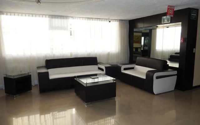 Roma, Suites & Business Center