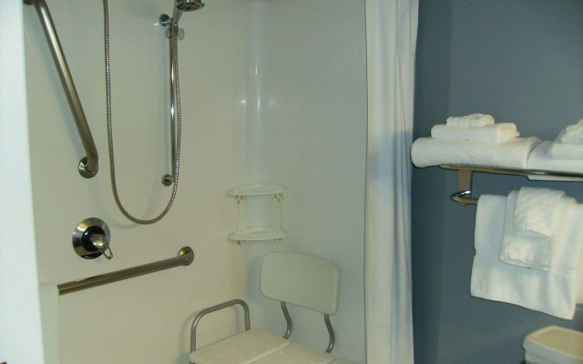 Best Western Plus Bradford Inn