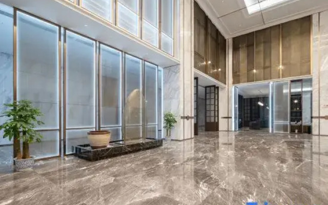 Yuehua Jinpu International Hotel (Pubei Aoyuan Plaza)