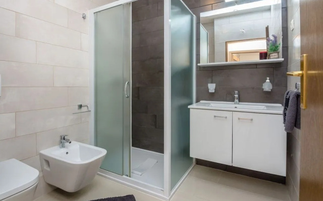 Apartment Radovic Nives