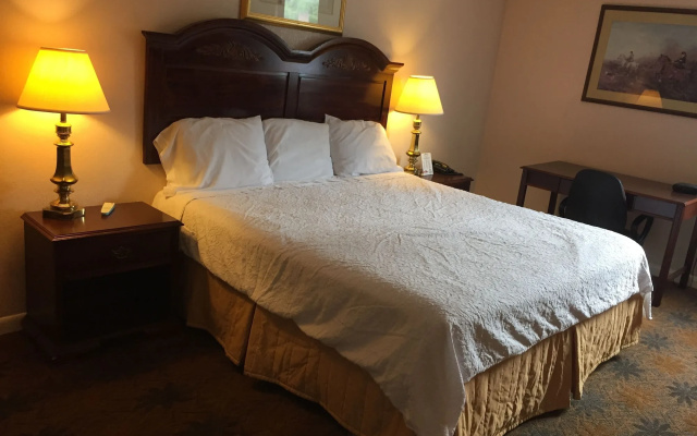 Travelodge by Wyndham Lynchburg