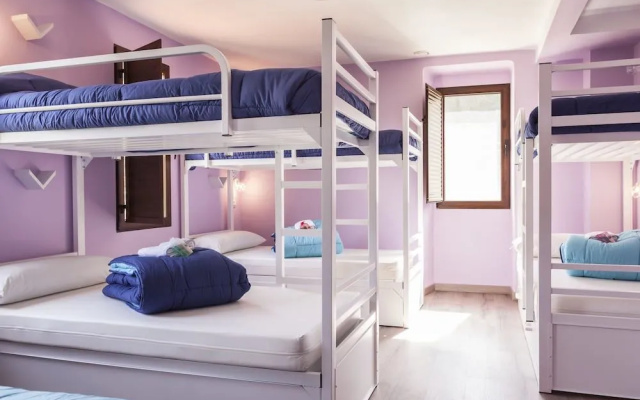 Villa Palatina Superior Hostel