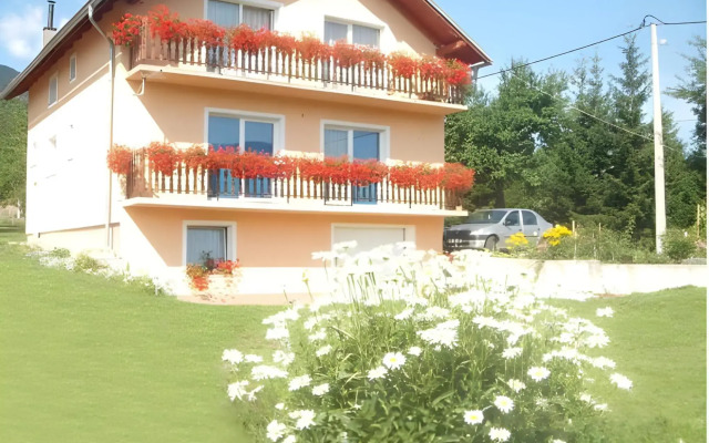 Guest House Toic