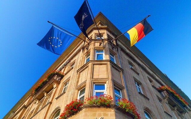Отель Le Méridien Grand Hotel Nürnberg Германия, Нюрнберг - 1 отзыв об отеле, цены и фото номеров - забронировать отель Le Méridien Grand Hotel Nürnberg онлайн вид на фасад