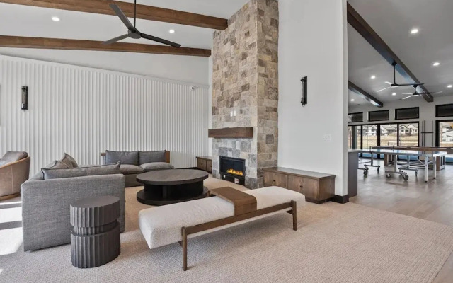 Mountain View Magic - Mayflower Lakeside